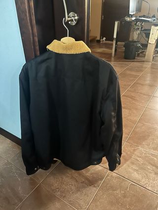 Cazadora GANT negra con borrego