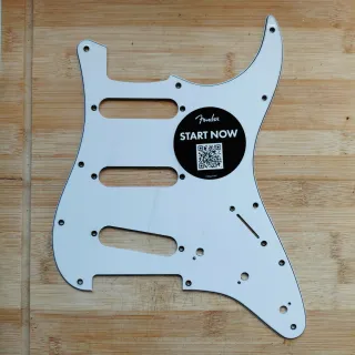 Golpeador Fender Stratocaster Nuevo