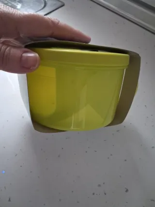 Taza Tupperware Store, Serve & Go Mug