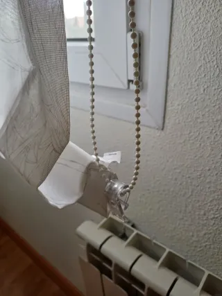 Estor plegable con cadena