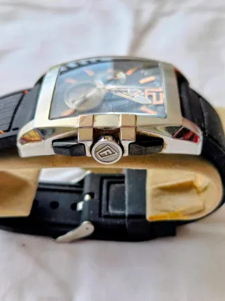 Reloj Festina Chronograph Negro y Plateado