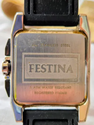 Reloj Festina Chronograph Negro y Plateado