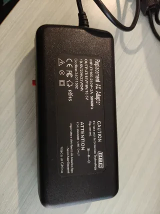 Adattatore AC GBC Voltaggio Variabile 15-24V