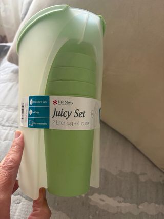 Jarra 2L con 4 Vasos