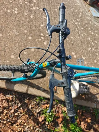 Bicicleta de Montaña Azul