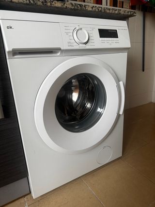 Lavadora OK. Carga frontal.