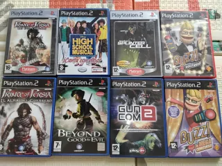 PlayStation 2 con 15 juegos, 4 mandos y 2 micros