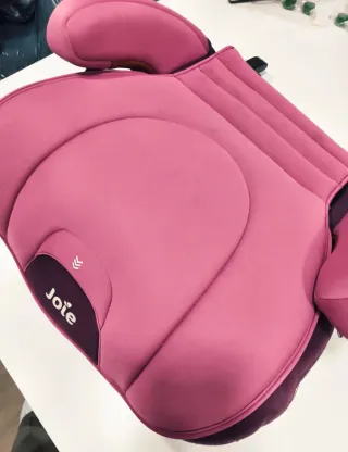 Elevador coche Joie para niños