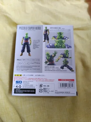 Figura Piccolo Super Hero Bandai