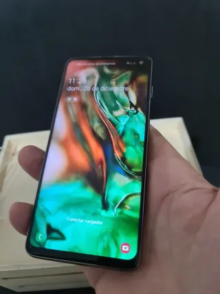 Samsung Galaxy S10 granate