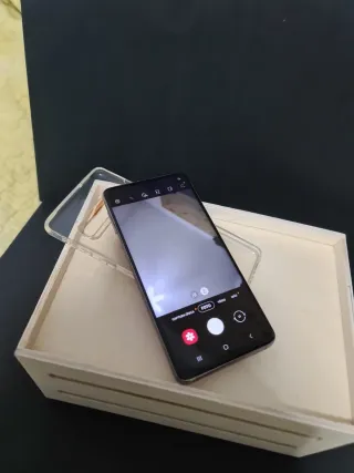 Samsung Galaxy S10 granate