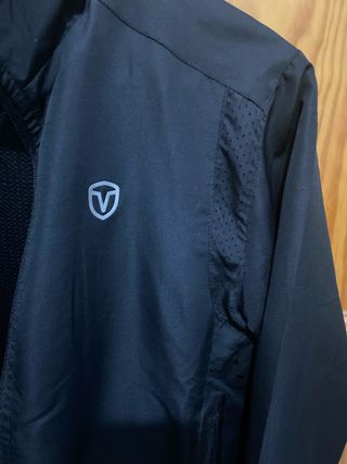 Chaqueta de pádel negra