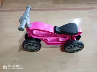 Moto correpasillos rosa 9-24 meses