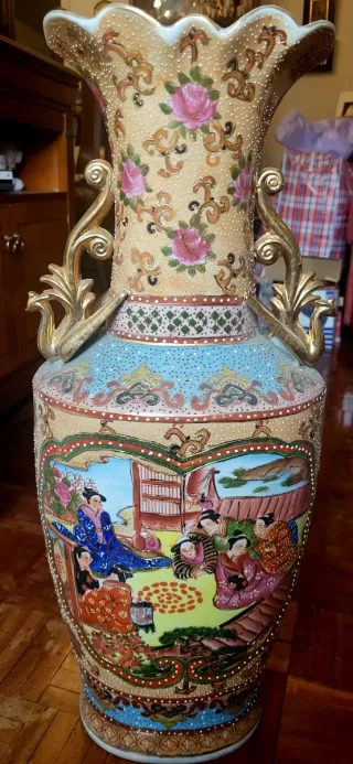 Jarrón de Porcelana China Decorado