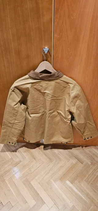 Cazadora Carhartt Talla M Marrón. Nueva a estrenar