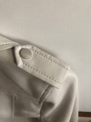 Cazadora polipiel Stradivarius Beige Talla XS