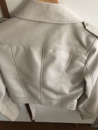 Cazadora polipiel Stradivarius Beige Talla XS