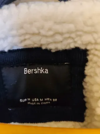 Cazadora hombre Bershka borrego negra Talla M