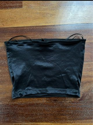 Top Negro Terciopelo Pull&Bear Talla S