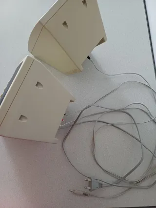 2 Altavoces NGS Beige ordenador PC