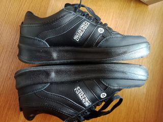 Zapatillas deportivas Paredes negras