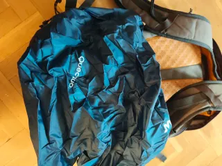 Mochila Montaña Quechua Gris/Verde Oliva