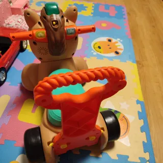 Correpasillos Pony Fisher Price