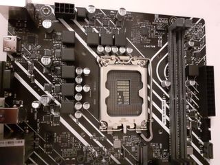 Scheda Madre ASUS PRIME H610M-K D4 da testare