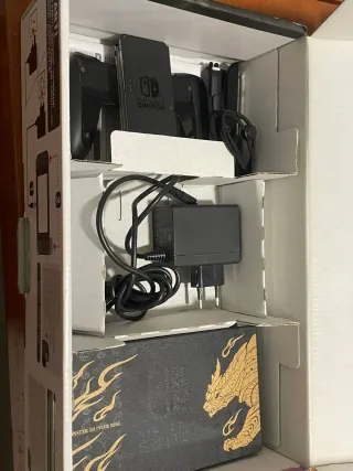 Nintendo Switch Monster Hunter Rise Edición