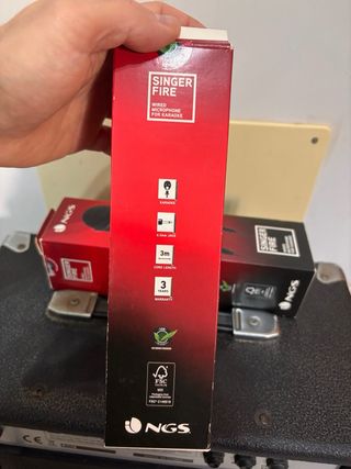 Amplificador Tone Amps LCG 200R + 2 Micrófonos