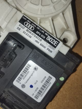 Motor elevalunas delantero Audi A3 derecho