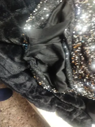 Mono fiesta lentejuelas negro Talla M, manga corta