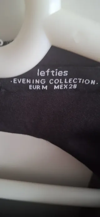 Vestido elegante negro y plateado