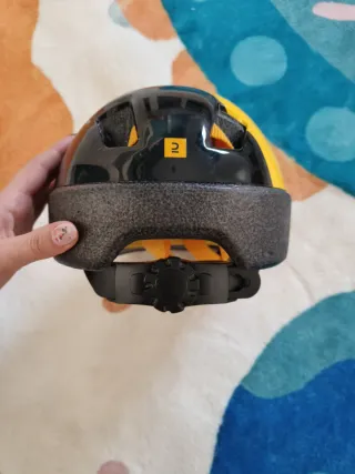 Casco infantil Btwin amarillo