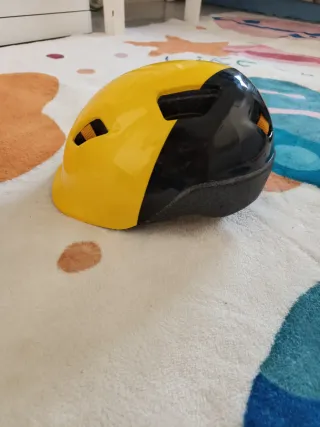 Casco infantil Btwin amarillo