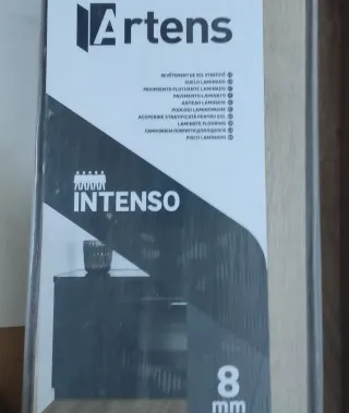 Suelo laminado intenso 8mm AC5