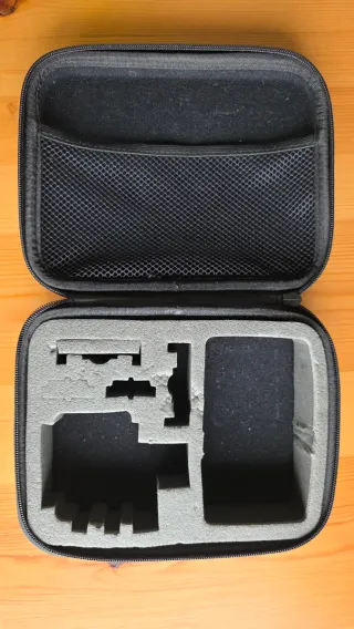 GoPro Hero 3+ com maletín transporte y accesorios