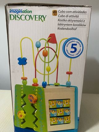 Cubo de actividades para bebés