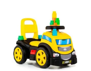 Camión correpasillos amarillo y negro