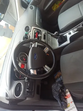 Ford Focus 2010