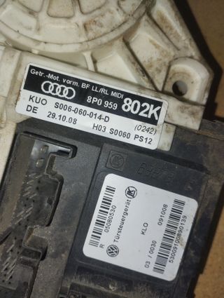 Motor elevalunas delantero derecho Audi A3