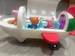 Avión Peppa Pig con figuras