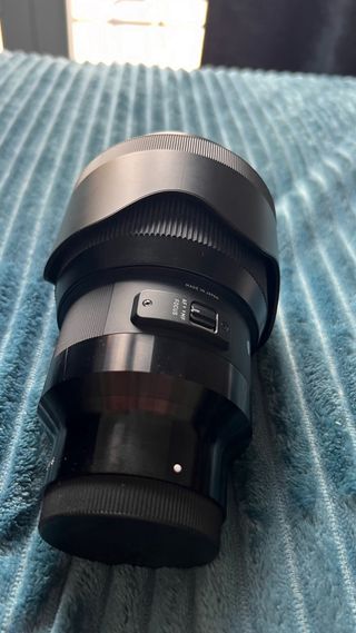 COMO NUEVO Sigma 85mm f/1.4 DG Art para Sony E