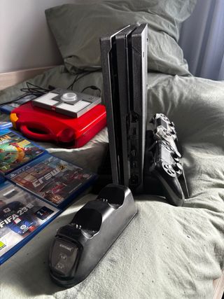 PS4 (PlayStation 4) Juegos Varios + accesorios