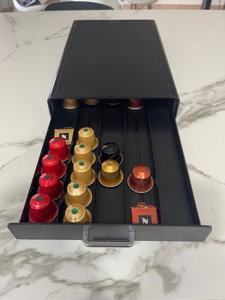 Cafetera Nespresso Negra