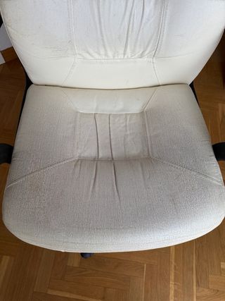 Silla de escritorio blanca
