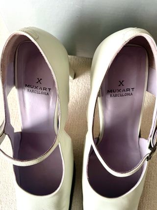 Exclusivos zapatos Muxart T 41 Blanco