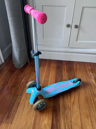 Patinete Micro Mini Azul y Rosa