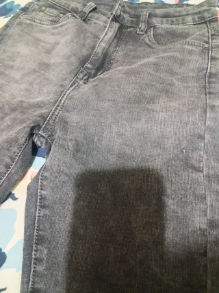 Pantalón pana pitillo negro/gris micropana