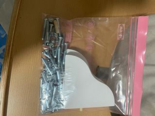 Torre de aprendizaje infantil blanca